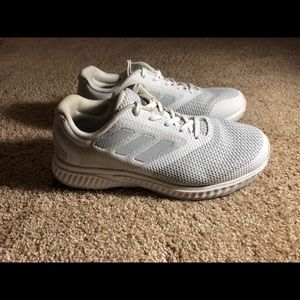 Adidas Bounce Sneakers